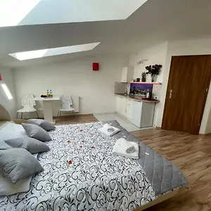 Gold Nocleg ze śniadaniem Raszyn