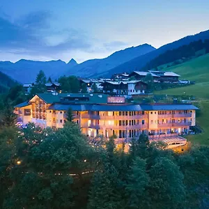 Residenz Hochalm - In - Out Saalbach-Hinterglemm